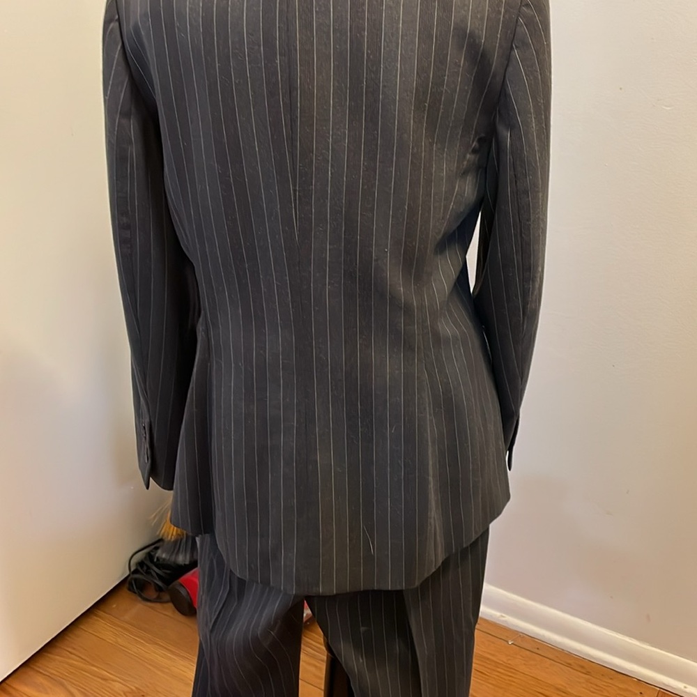 Ladies pants suit - Picture 2 of 5